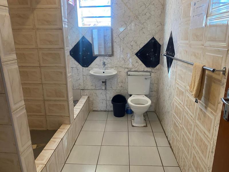 13 Bedroom Property for Sale in Madeira Park Eastern Cape